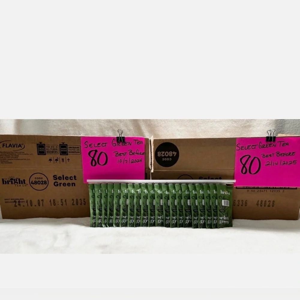 FLAVIA SELECT GREEN TEA 160 Single-Serve Packs Best Before: 10/2024 & 2/2025